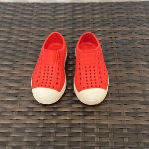 Native Jeffersons shoes children size 8